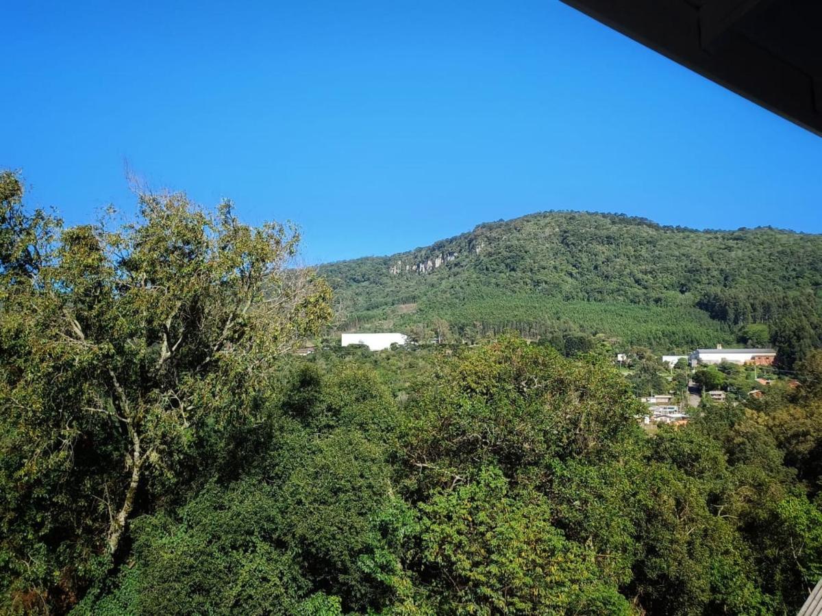 Suites Vale Das Montanhas กรามาโด ภายนอก รูปภาพ